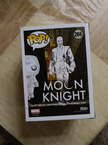 Funko POP! Marvel Moon Knight #266 w/pop protector - Picture 3 of 6