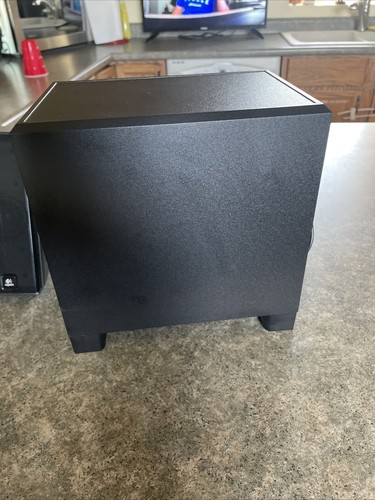 Logitech X -240 Computer 4 Piece Speaker System with Subwoofer Tested - Afbeelding 10 van 11