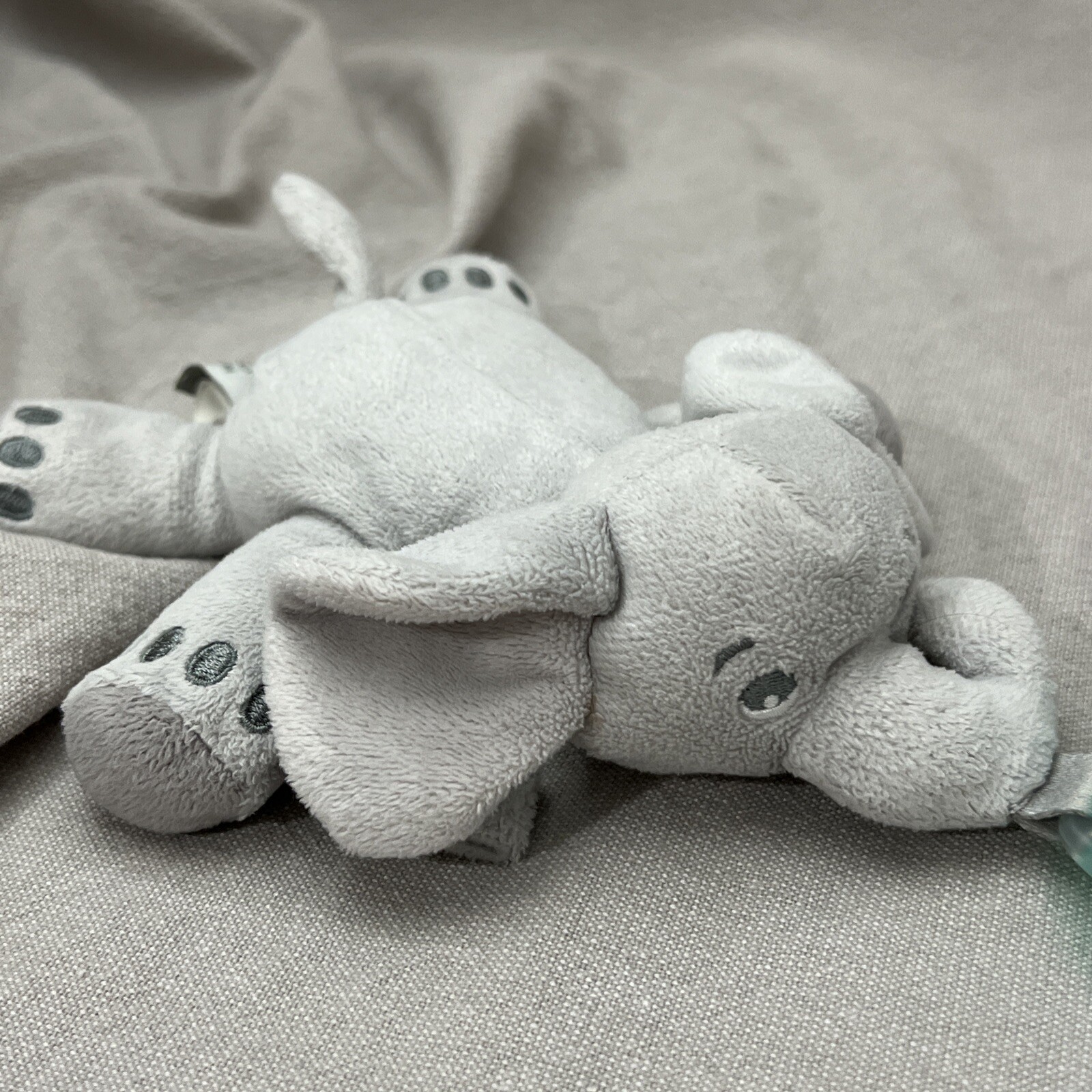 Avent Soothie Snuggle Elephant 7” Pacifier Holder Plush Stuffed Animal Lovey | eBay Avent Soothie Snuggle Elephant 7” Pacifier Holder Plush Stuffed Animal Lovey | eBay