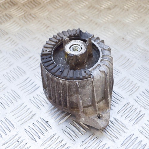 MERCEDES-BENZ E Coupé C207 2014 Linke Motorhalterung A2122406317Q1