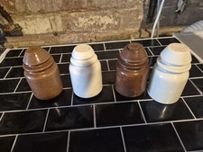 Wybór ceramicznych izolatorów słupów telegraficznych GPO ~ stemplowanych GPO