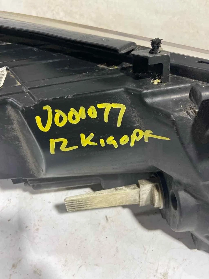 Conjunto de faros izquierdos usados se adapta a: Kia Optima EX 2012 xenón de lujo HID Canadá L. Foto 2 de 4