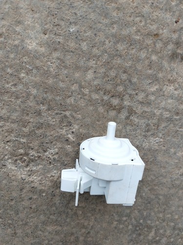 Druckwächter Bauknecht Waschmaschine Sensor 482000023288 Wasserstandssensor