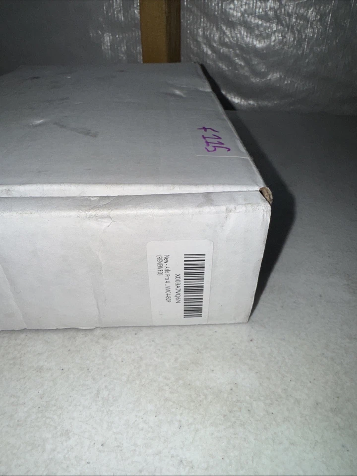 Arlo Pro 4 Spotlight 4 Camera Security Bundle - White - Image 3 of 4