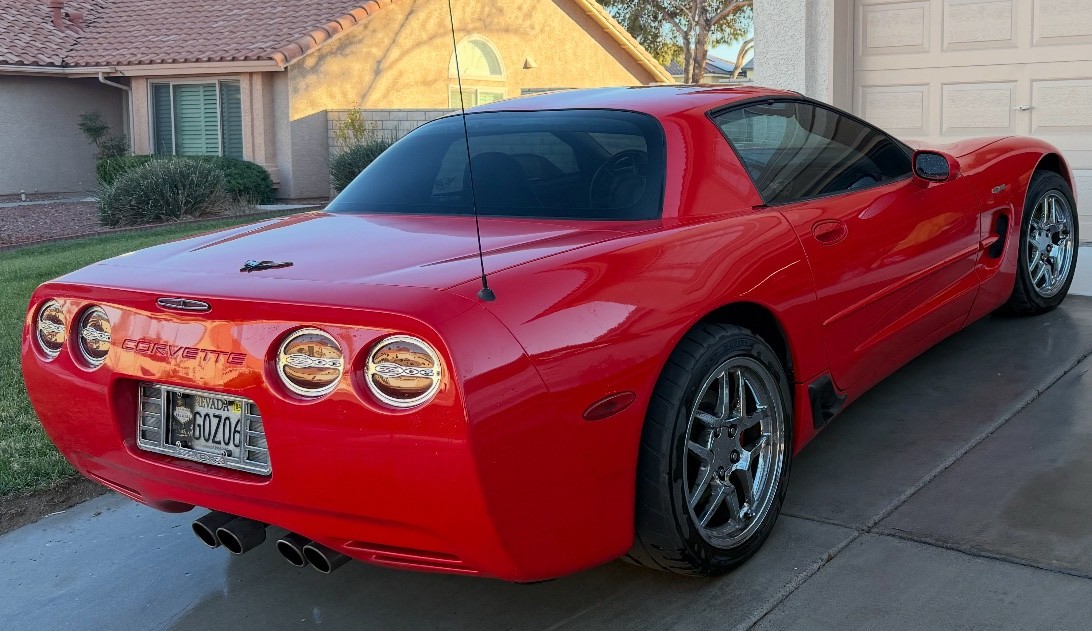 2004 Red Chevrolet Corvette   | C5 Corvette Photo 2