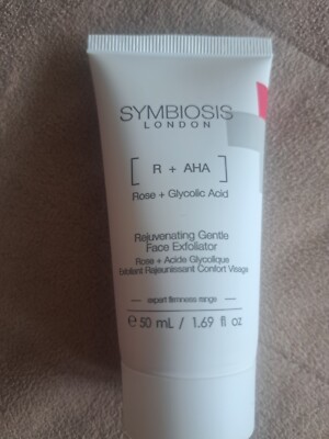 Symbiosis London Rose+Glycolic Acid Rejuvenating Gentle Face Exfoliator.UVP 109,