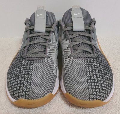 Nike Metcon 8 Smoke Grey Gum White Cross Training Shoes DO9328-002
