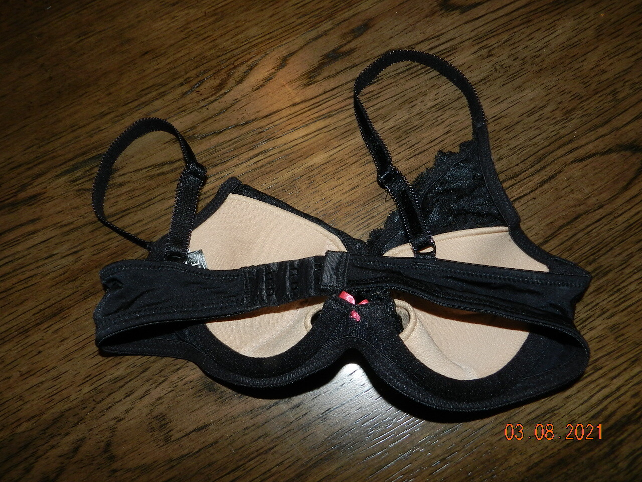 Picture 2 of 3