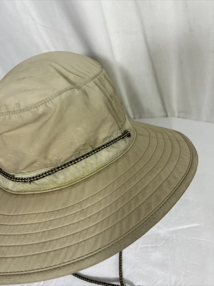 Sombrero REI Beige Caqui Adulto L/XL Bucket Boonie Nylon Exterior Con Correa Foto 2 de 4