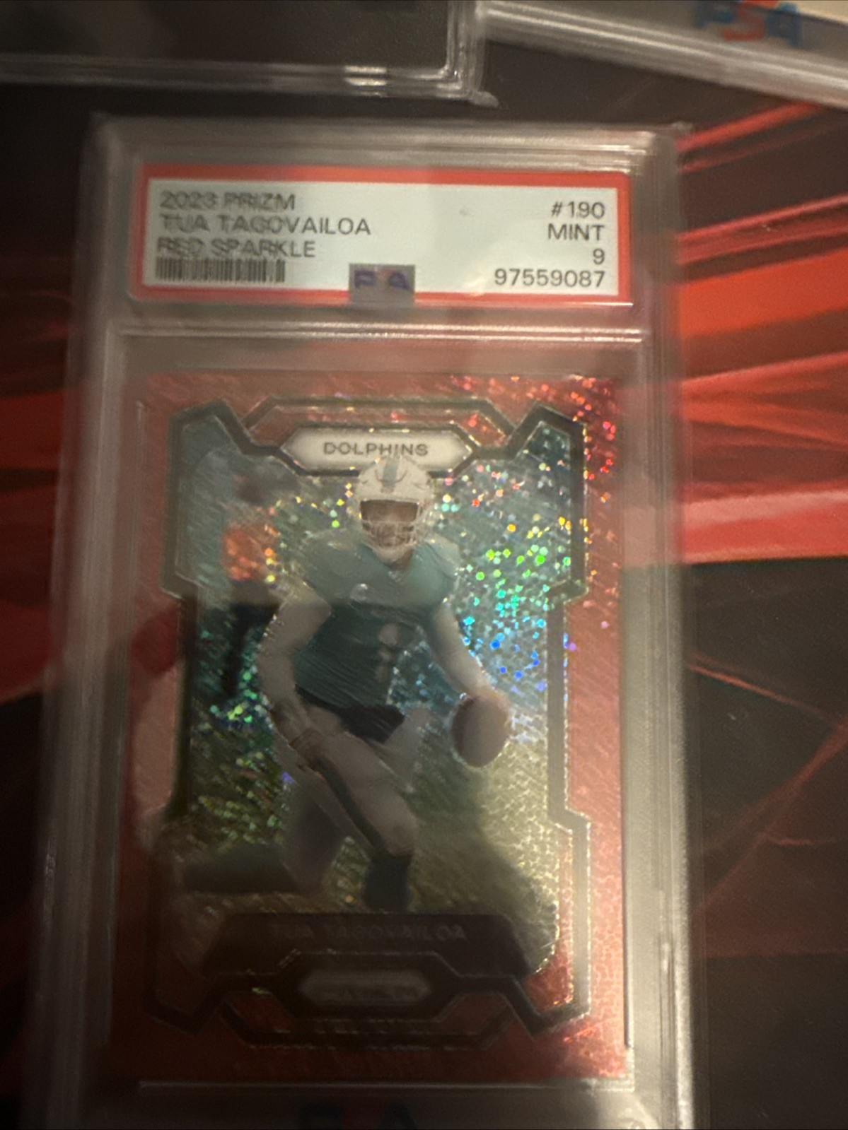2023 Panini Prizm - Tua Tagovailoa #190 Red Sparkle Prizm