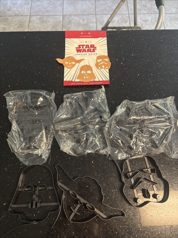 William Sonoma Star Wars Cookie Cutter Pancake Molds Set Of 3 New Use The Force
