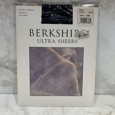 BERKSHIRE Navy 2 Plus Womens ULTRA SHEER SANDALFOOT Pantyhose 4408 Y2K