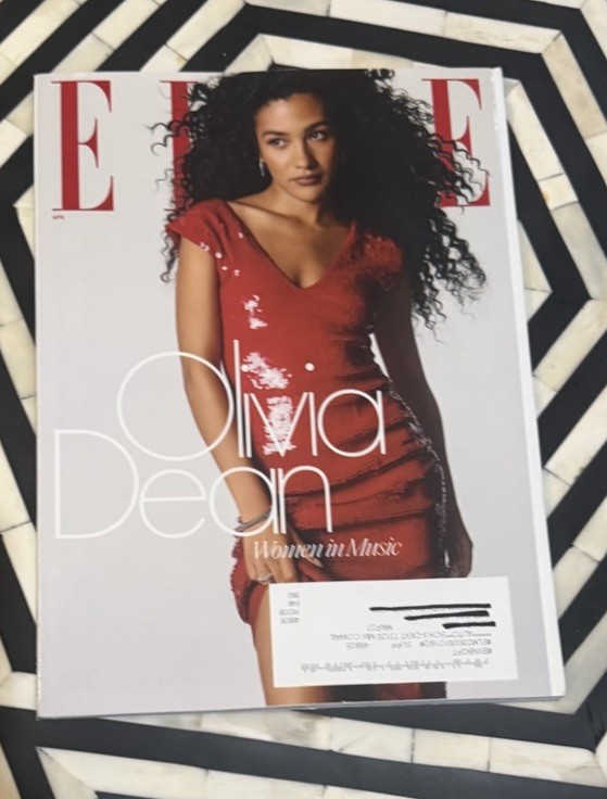 OLIVIA DEAN - ELLE MAGAZINE - APRIL 2026 - BRAND NEW - CV1