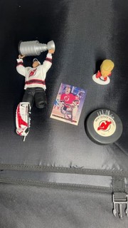 🔥MARTIN BRODEUR Signed New Jersey Devils Puck lot!🔥