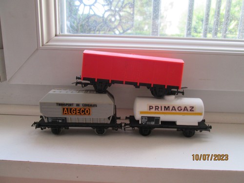 JOUEF HO SET de 3 wagons SNCF sans BO EUR 5,00 - FR