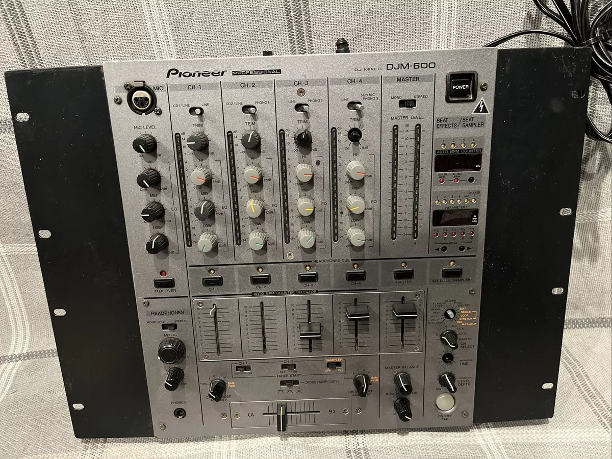 Pioneer DJM-600 mixer Grey 4 Channels* MISSING 3 NOBS*🔥TESTED* 🔥