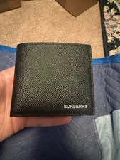 BURBERRY Grainy Leather International Bifold Black Wallet - BRAND NEW