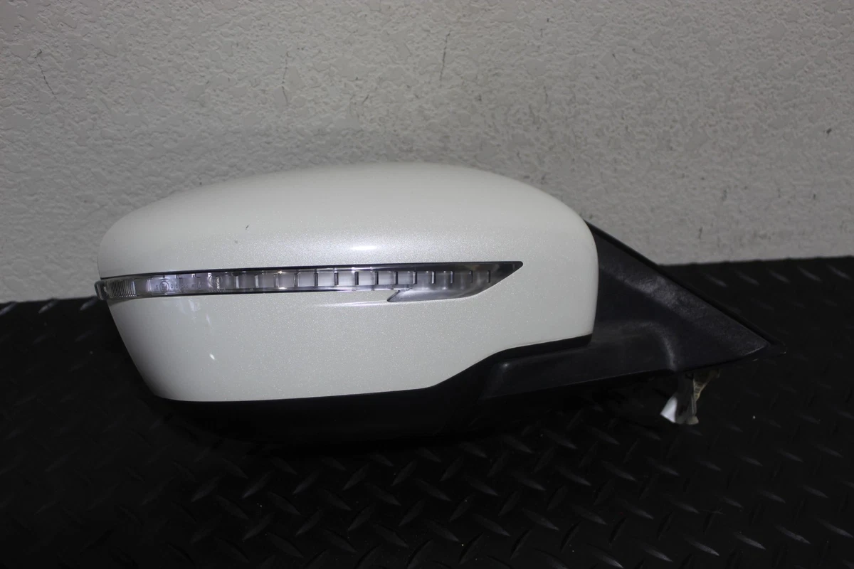 Driver Side Left Power Mirror With Signal & Puddle Light – For Nissan Rogue (US Built)
