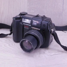 Olympus C-5050 ZOOM Camedia 5 Megapixel Digital Camera Black