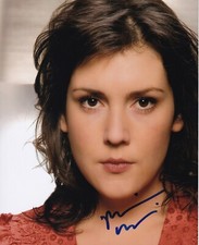 MELANIE LYNSKEY autografo firmato 20x25cm DUE UOMINI E MEZZO di persona autografo
