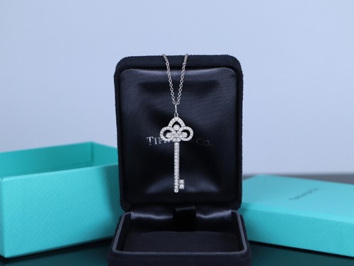 $7200 Tiffany & Co Platinum Diamond 1.5" Fleur de Lis Key Pendant Chain Necklace - Picture 10 of 12