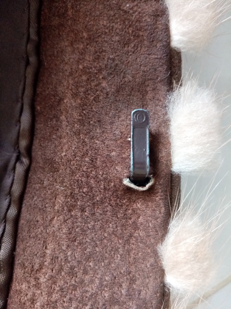 Manteau Long Vintage En Queue De Vison - Taille 42/44 Avec Housse - Occasion Très Bon état