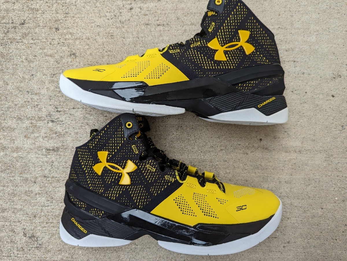 DS UNDER ARMOUR CURRY 2 II LONGSHOT BLACK YELLOW sz 9.5 mvp DS UNDER ARMOUR CURRY 2 II LONGSHOT BLACK YELLOW sz 9.5 mvp