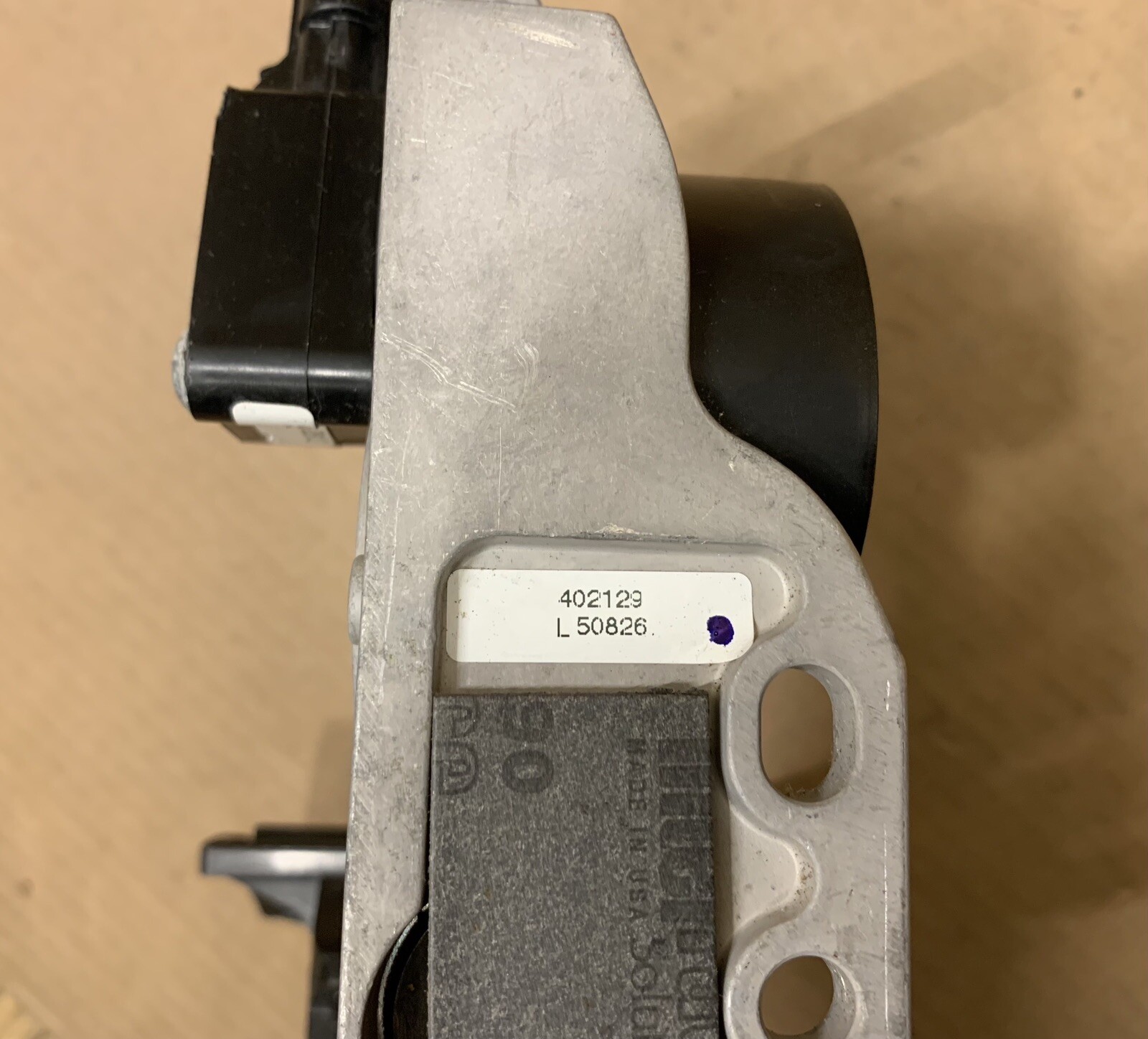 VOLVO VNL THROTTLE PEDAL ASSEMBLY 82734049 GENUINE OEM | eBay