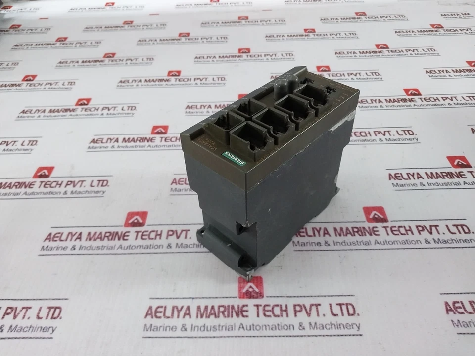 SIEMENS 6GK5206-1BB00-2AA3 Scalance X206-1 Ethernet Switch 24V - Image 4 of 4