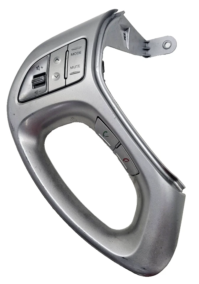 2010-2015 Hyundai Tucson Steering Wheel CONTROLS SILVER BEZEL CRUISE AUDIO OEM - Image 3 of 4