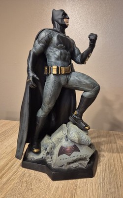 mmd Batman Statue   Batman v Superman: Dawn of Justice (DC Comics) 2016