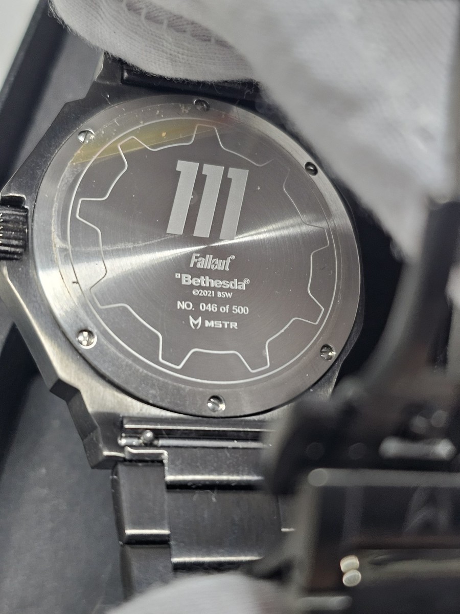 Fallout Vault 111 Administrator Quartz Watch #046 Official