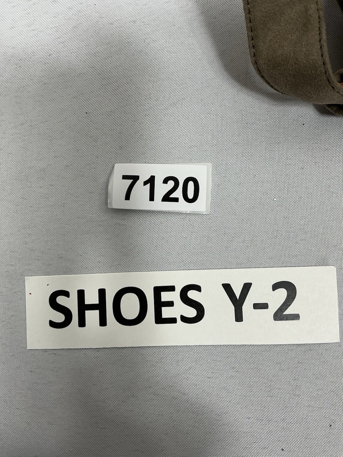 Womans Universal Thread Vented Open Side Booties … - image 9