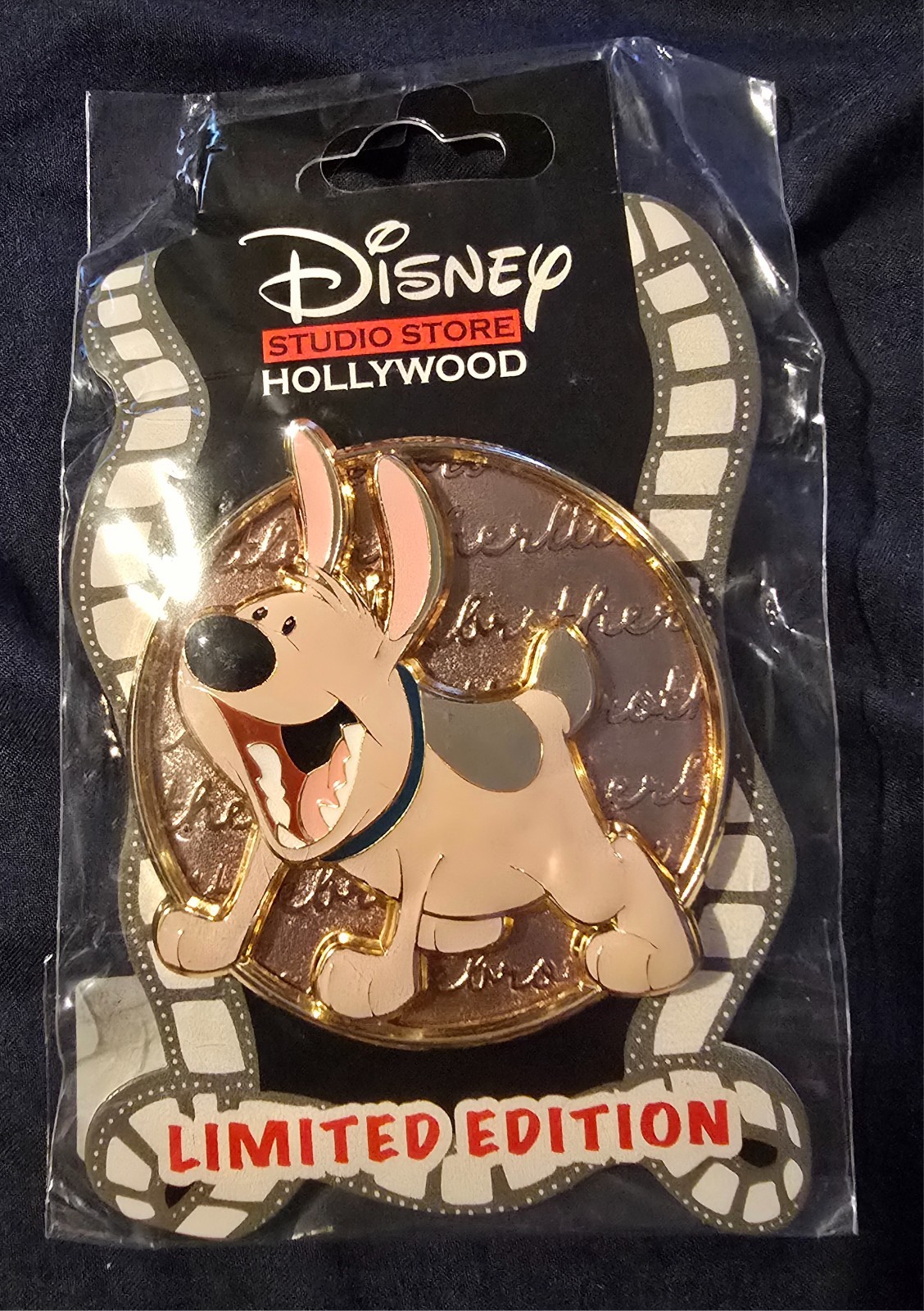 2026 Disney DSSH D23 Pin Cursive Cuties Little Brother Mulan LE 400