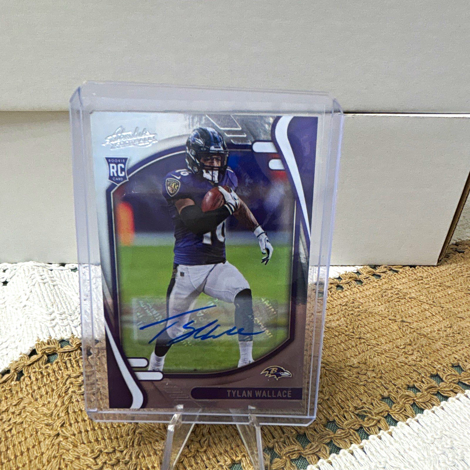 Tylan Wallace Panini Absolute #136 Autograph