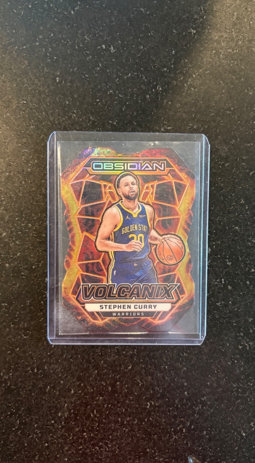 Stephen Curry Obsidian #14 Volcanix 2023-2024 Die-Cut