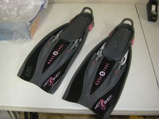 Aqua Lung Hot Shot Fins Swimming Scuba Small Pink