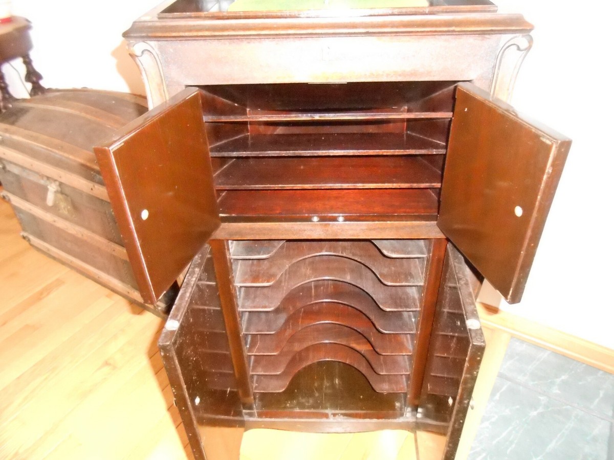 □ Victrola／J1-81 (3269) CAMDEN 本体 卓上型 蓄音機 動作確認済み 