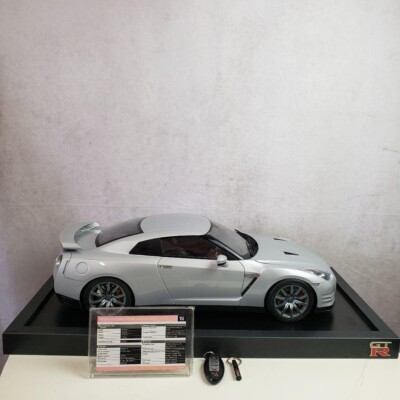 デアゴスティーニ　DeAGOSTINIのNISSAN GT-R s-l400.jpg