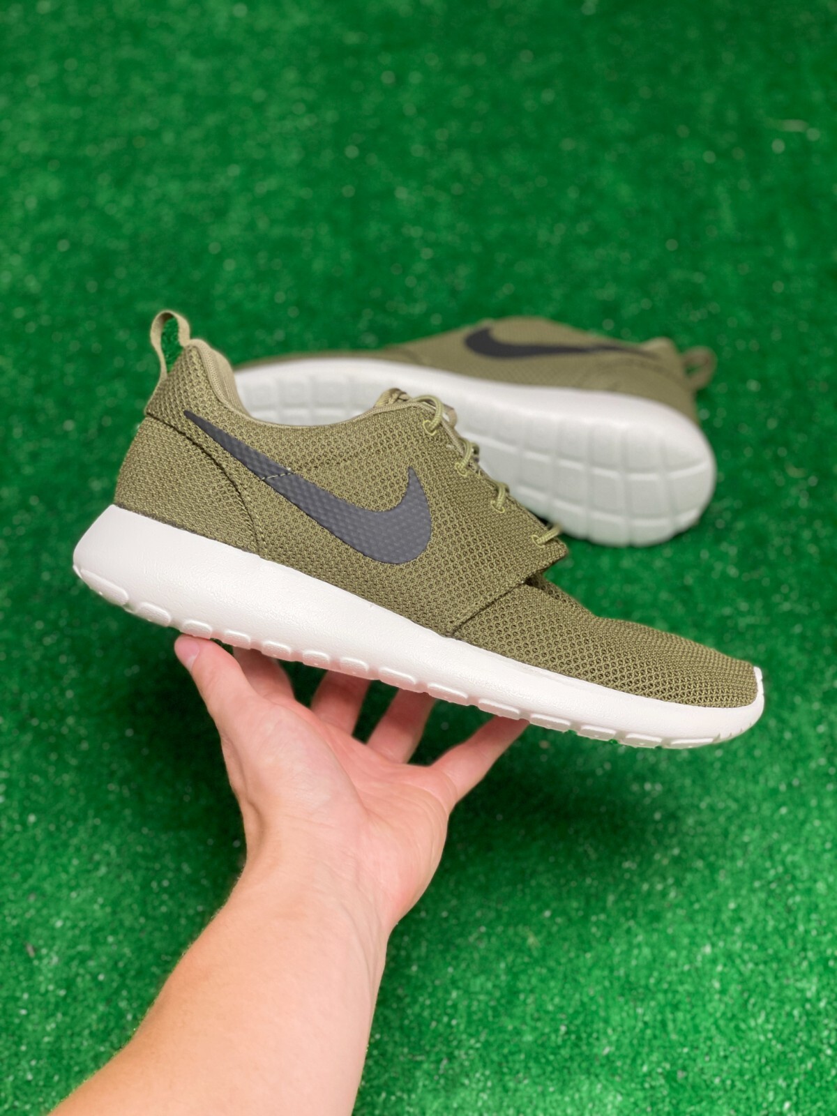 nike roshe run iguana