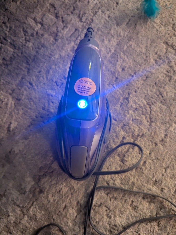 Shark Portable Steam Pocket MultiSurface Steam Cleaner SC630 w