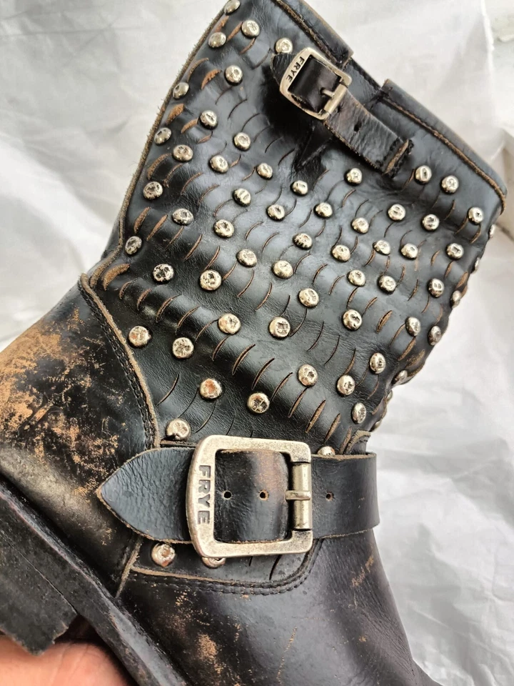 Botas Frye Jenna motociclista fivela couro desgastado cravejado, femininas 6B - Imagem 2 de 4