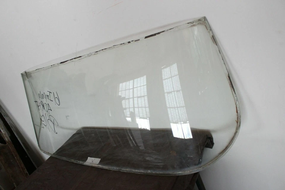 Used OEM GM Rear Window Back Glass 1961 Chevrolet Impala 4 Door HT (RW83) - Image 3 of 4