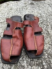 CYDWOQ Key Red Leather Women's Sandal sz 37 Handmade in USA