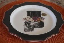 HARVEST GREEN STUDIO HALLOWEEN TOP HAT SKULL FLOWERS GOLD TRIM DINNER PLATES-S/4