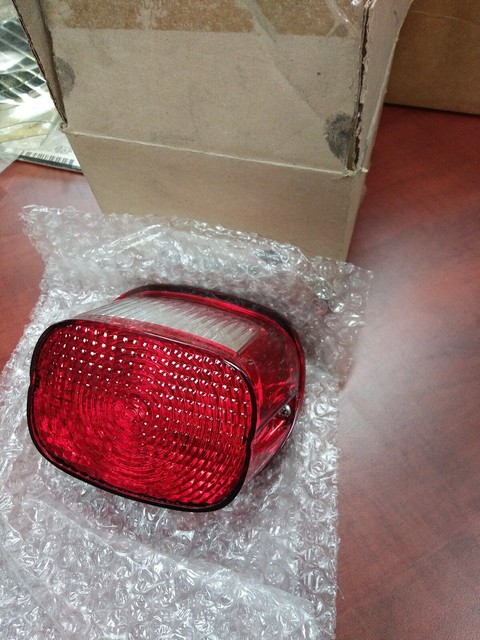 Harley-Davidson OEM Taillight Rear Tail Brake Light 68140-04 Mhd0 for ...