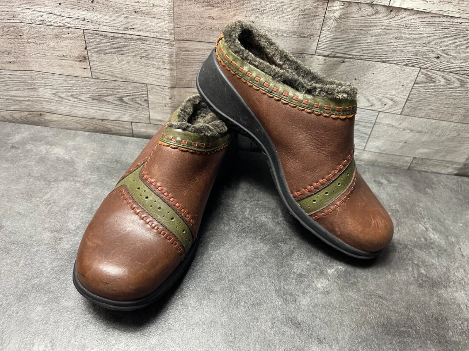 Zoccoli scarpe Clarks Artisan Mules donna 6 5 m marrone verde foderati in pelle