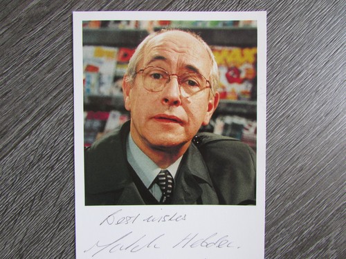 Tarjeta original firmada a mano Malcolm Hebden Norris Cole en Coronation Street - Imagen 2 de 8