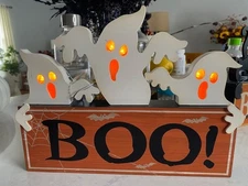 Halloween Decorations Indoor Wooden Ghosts LED light up Table Sign  NEW