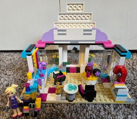 LEGO FRIENDS: Heartlake Hair Salon (41093)
